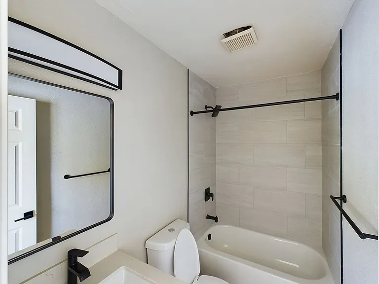 The Gemma Apartments — Photo 8