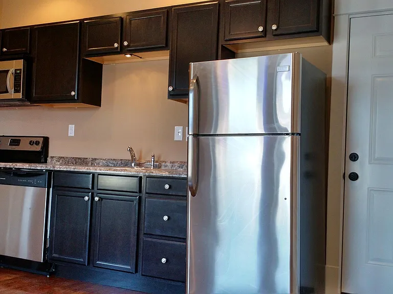 444 Elm Ave SW — Photo 16