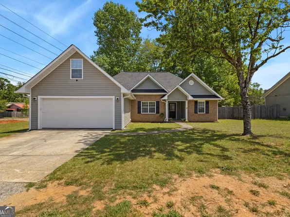 101 Manchester Ct, Centerville, GA 31028