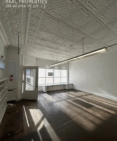 288 Richter St #1 — Photo 6