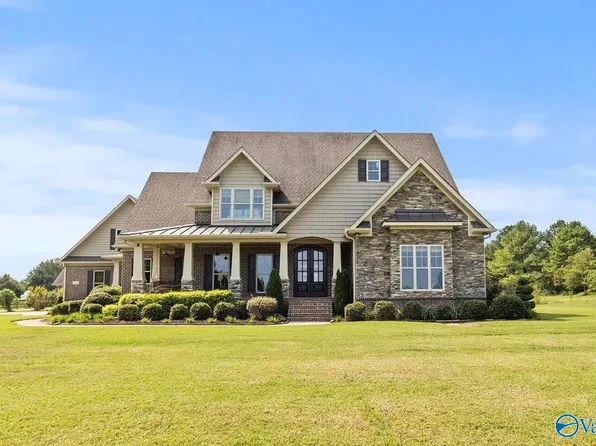 170 Blooming Acres Ln, Gurley, AL 35748