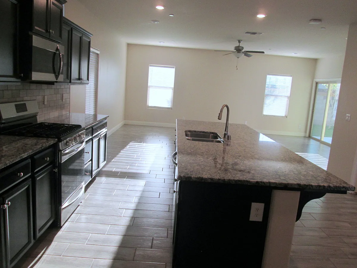 Building Photo - 3509 Tawney Oaks Ln