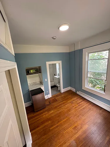 114 S 6th Ave #STUDIO Photo 1 114 S 6th Ave #STUDIO Photo 1