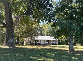 1992 Locke Bend Rd, McMinnville, TN 37110