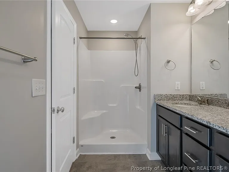 395 Hicks Ave — Photo 24