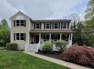 44 Dover Milton Rd, Oak Ridge, NJ 07438