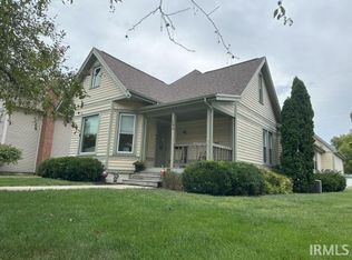 106 E Washington St, Kentland, IN