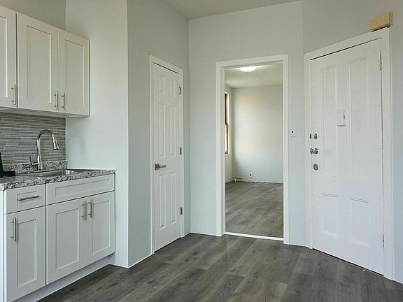 3rd image of 27-17 38th Ave #3