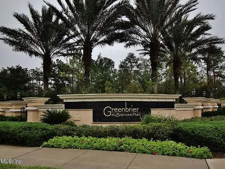 6803 Roundleaf Dr — Photo 13