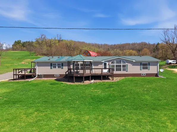 506 W Mill ROAD, Blair, WI 54616