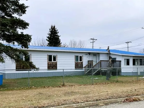 4521 W 50th Ave, Grimshaw, AB T0H 1W0