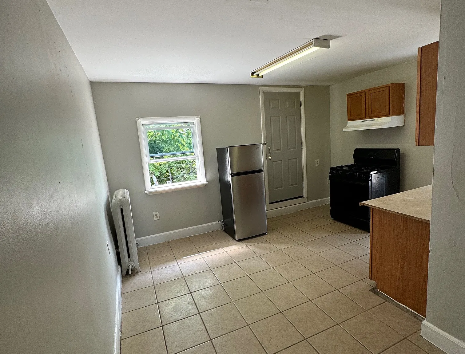 2 bed, 750 sqft, $1,250 — Photo 1