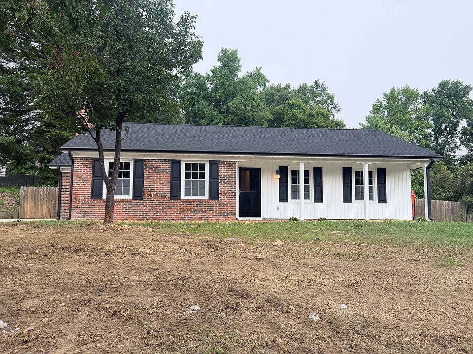1st image of 705 Lakecrest Ave