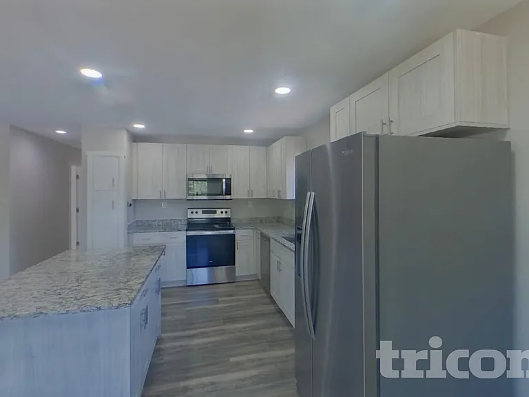 6955 Harding St — Photo 7