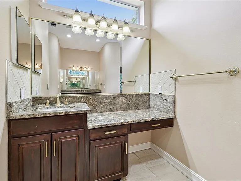 3020 Kensington Trce — Photo 31