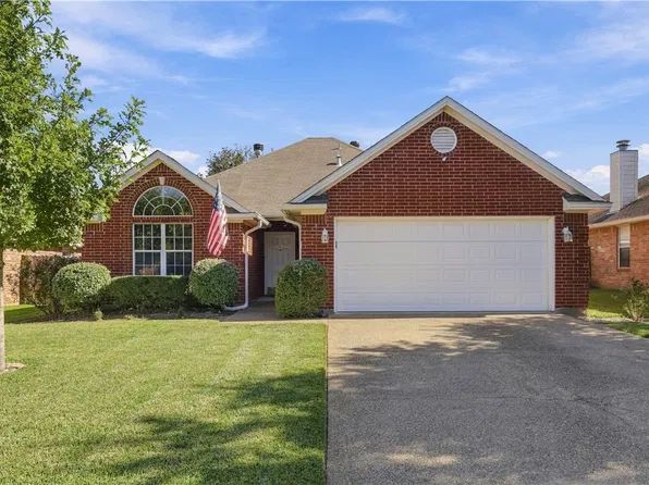 242 Stuttgart Cir, College Station, TX 77845