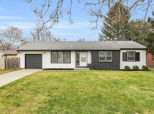 1822 Alder Ln, Champaign, IL 61821