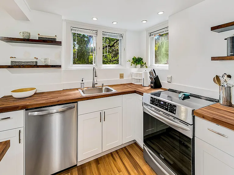 3408 S King St #B — Photo 9