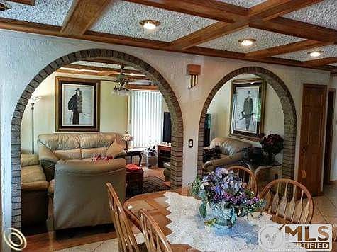 Custom Archway