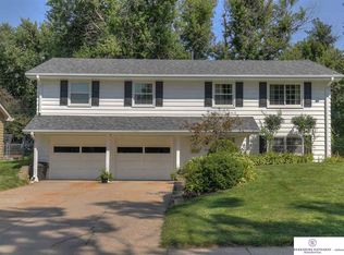 2907 S 138th St, Omaha, NE 68144