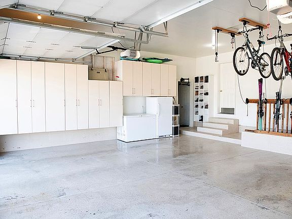 garage storage cabinets