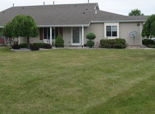 1145 Parkside Cir, Grand Blanc, MI 48439