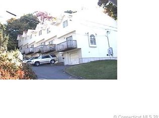 396 Waterville St APT 6, Waterbury, CT 06710