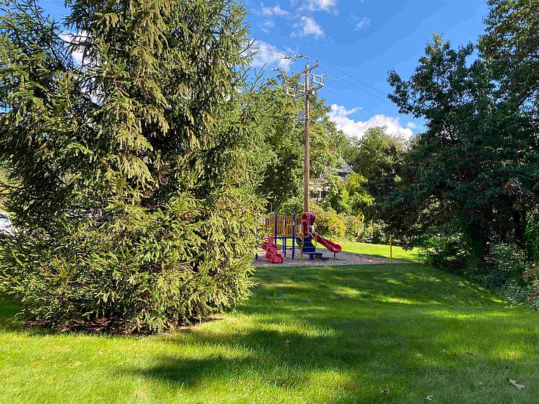 147 Eastern Ave #104 — Photo 44