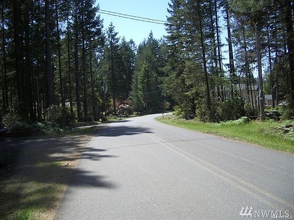5th image of 361 E Emerald Lake Dr E