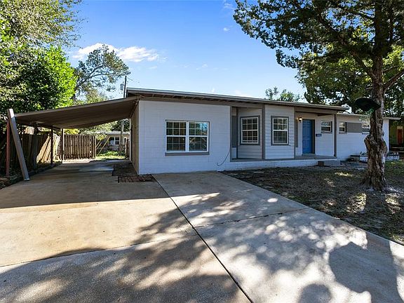 2nd image of 8509 Garnet Ave