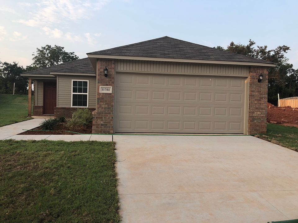 1st image of 11704 NW 130th St