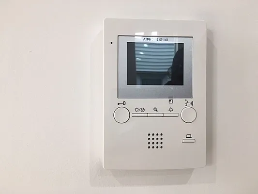 Rented by Corcoran | media 30