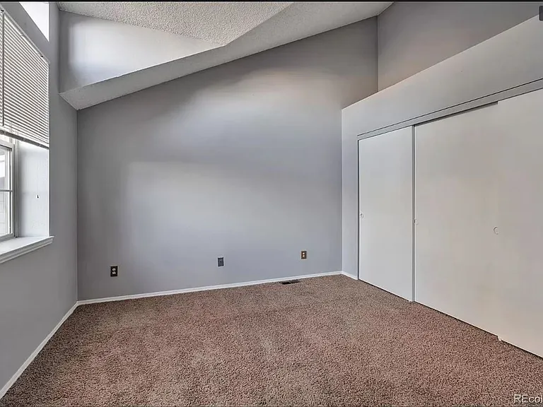 942 S Walden St #202 — Photo 9