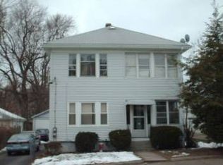 133 Clifford St, Pawtucket, RI 02860