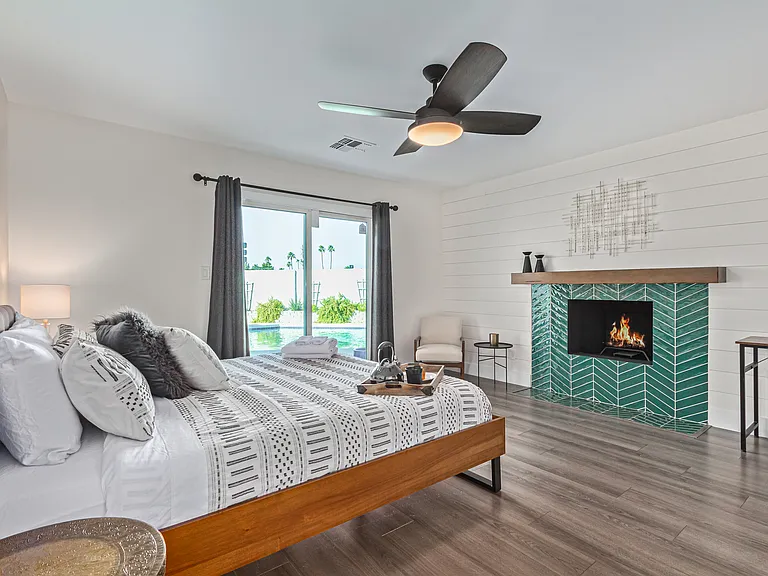 5202 E Karen Dr — Photo 10