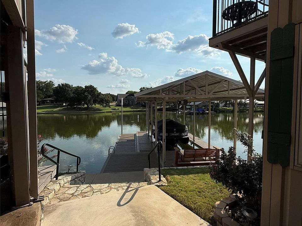 1st image of 813 Brazos Harbor Cir