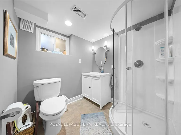 753 Dickens Ave — Photo 18