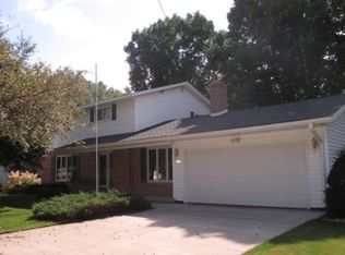 2718 Glen Dr, Merrill, WI 54452
