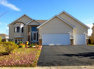 3820 Games Dr, Saint Bonifacius, MN 55375