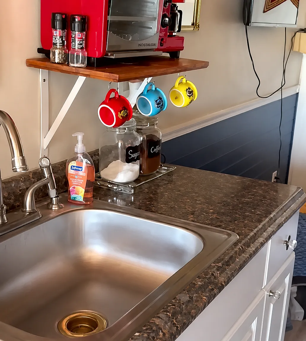 Studio, 200 sqft, $725 — Photo 4