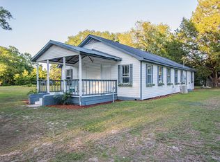 32 Pine St, Lucedale, MS 39452