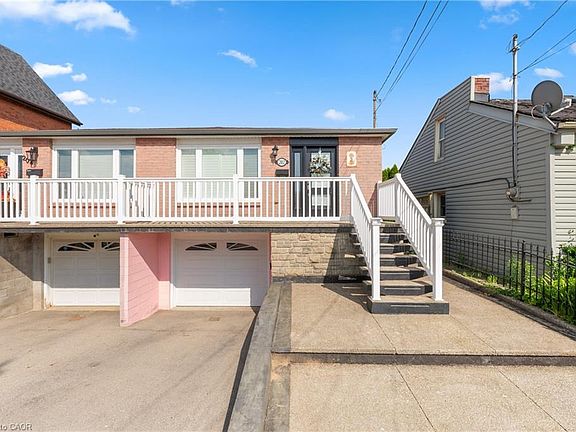 3rd image of 202 Ray St N