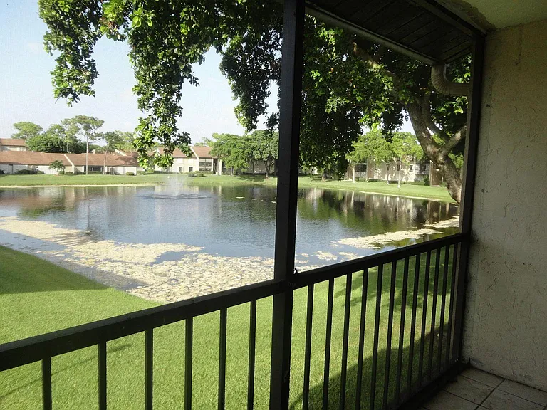 714 Sunny Pine Way #C2 — Photo 8