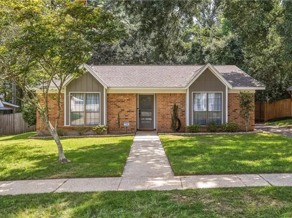 6417 Autumn Ridge Dr, Mobile, AL 36695