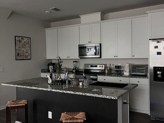 4th image of 128 Benelli Dr