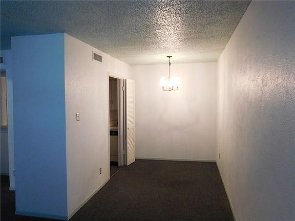 5th image of 3235 Carlisle St APT 246