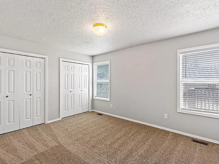 525 Ohio Ct — Photo 4