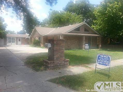 1st image of 219 Savannah Dr