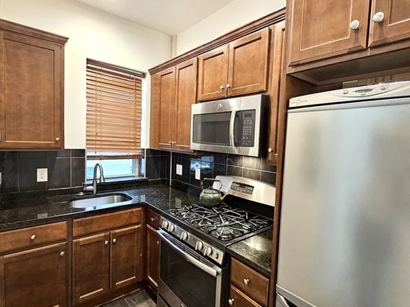 1564 Commonwealth Ave APT 5, Brighton, MA 02135