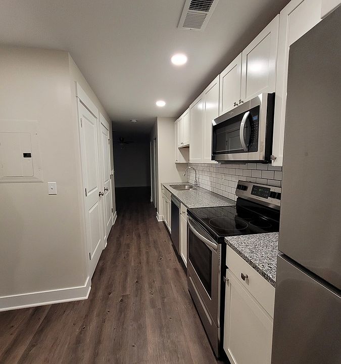 1st image of 5211 E 112th Ter #105